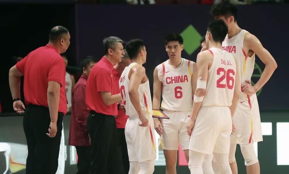 中国男篮亚洲杯千万奖金分配曝光，胡明轩只排第三，第一实至名归虽然在亚洲杯只获得