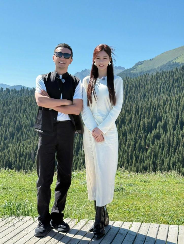 沈梦辰颜值开挂，与12年前判若两人，看起来比以前年轻10岁不止，声称粉丝都想知道