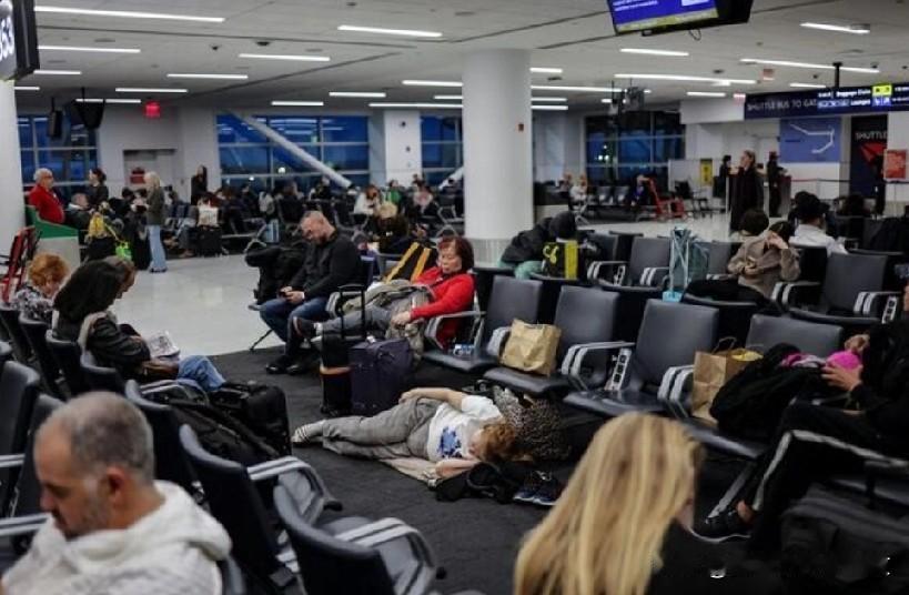 台湾发生7.0级地震。台北，12月27日(路透社)-台湾岛气象局表示，周六台湾