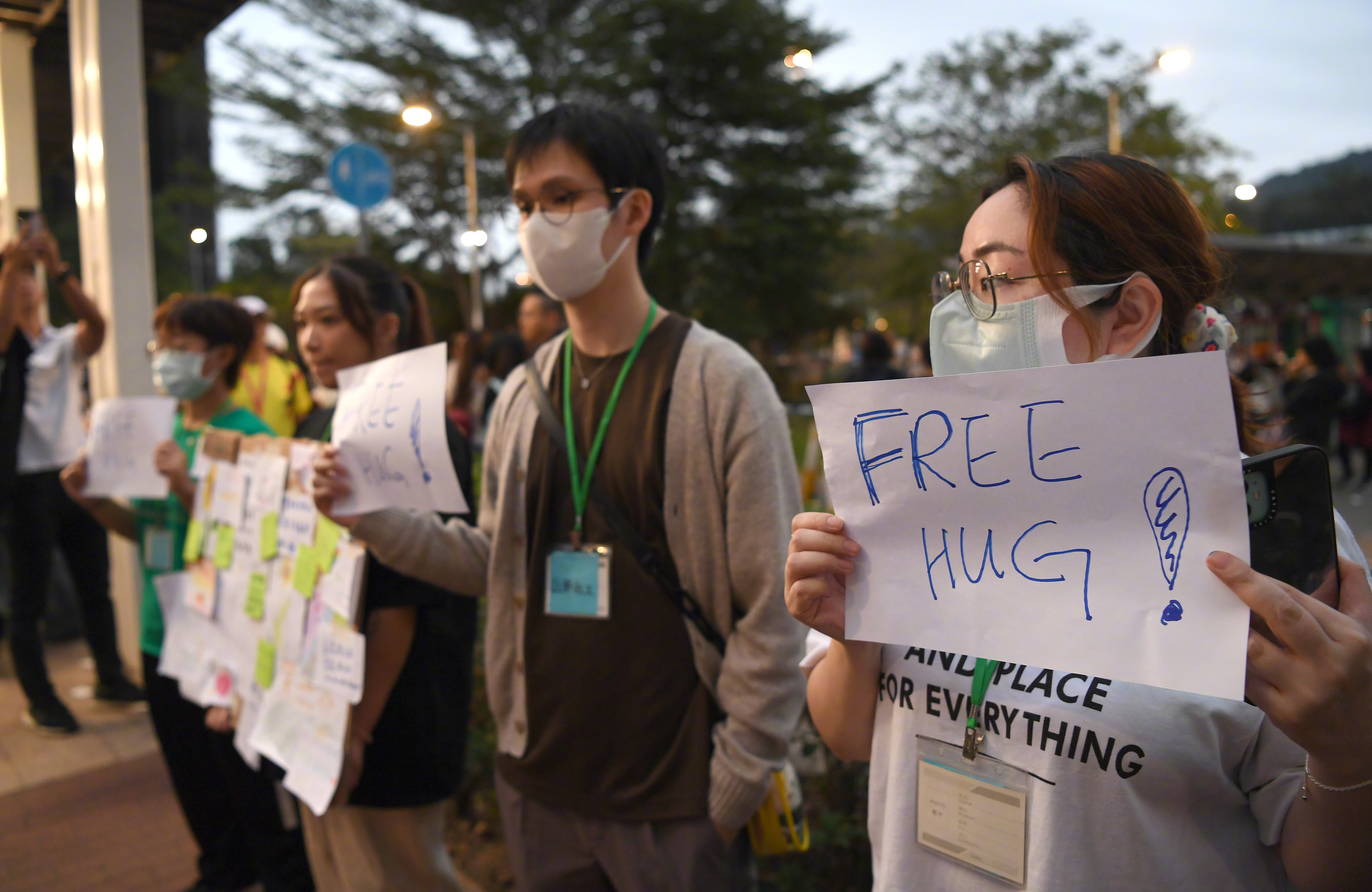香港同心筑起避风港：大埔火灾后，12亿基金与全城援手温暖受灾居民