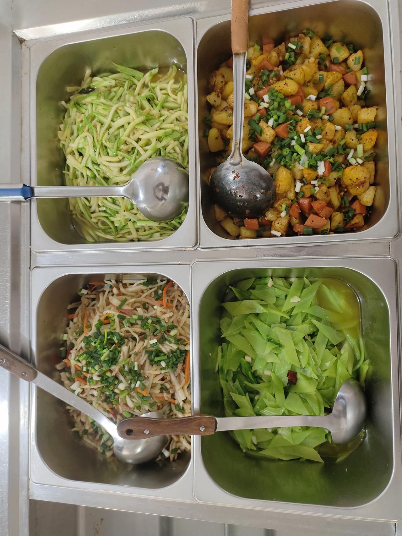 这就是我们社区食堂的美食。