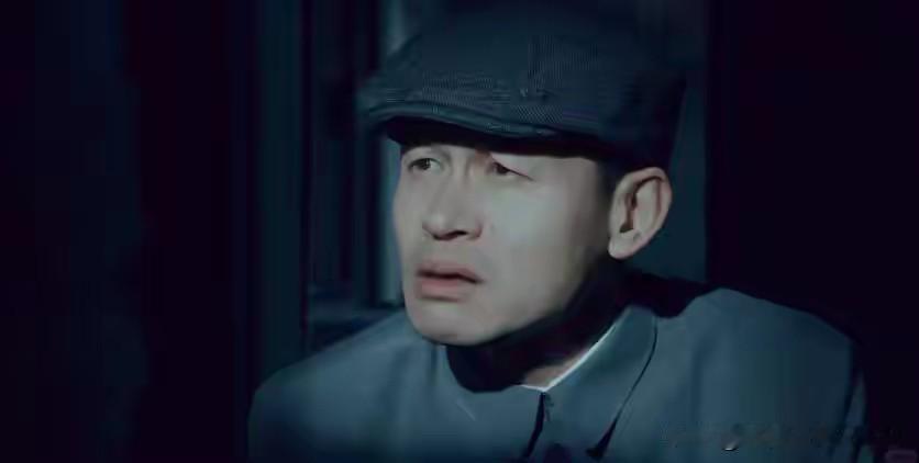 据悉，余皑磊现在都躲在家里不敢出门了？电话也不接，微信也不回？[捂脸哭]这老家