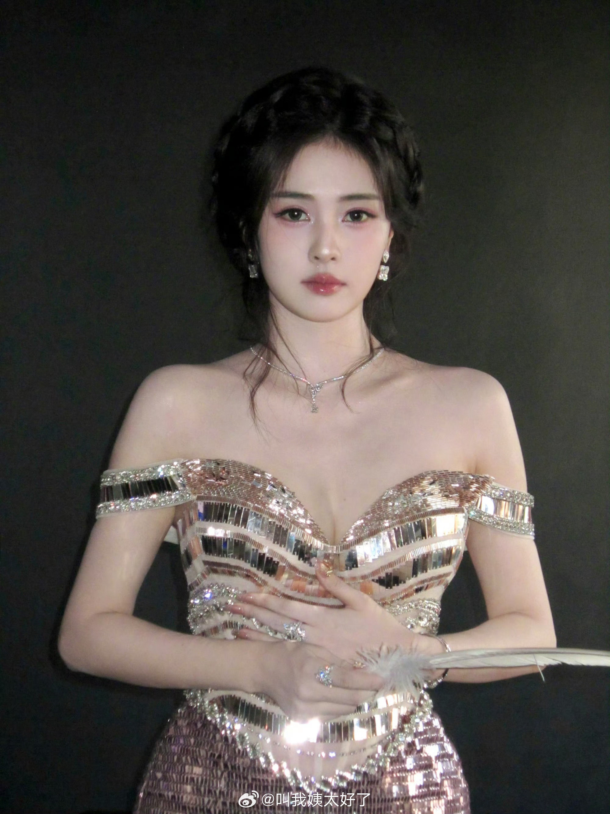 有网友说白鹿的脸就已经注定她上升不了多少高度，大家怎么看？