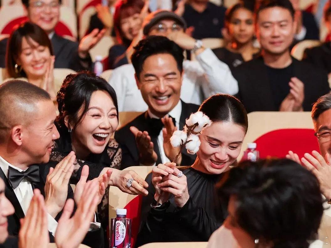 宋佳白玉兰视后妈咪妈咪妈咪妈咪​​​