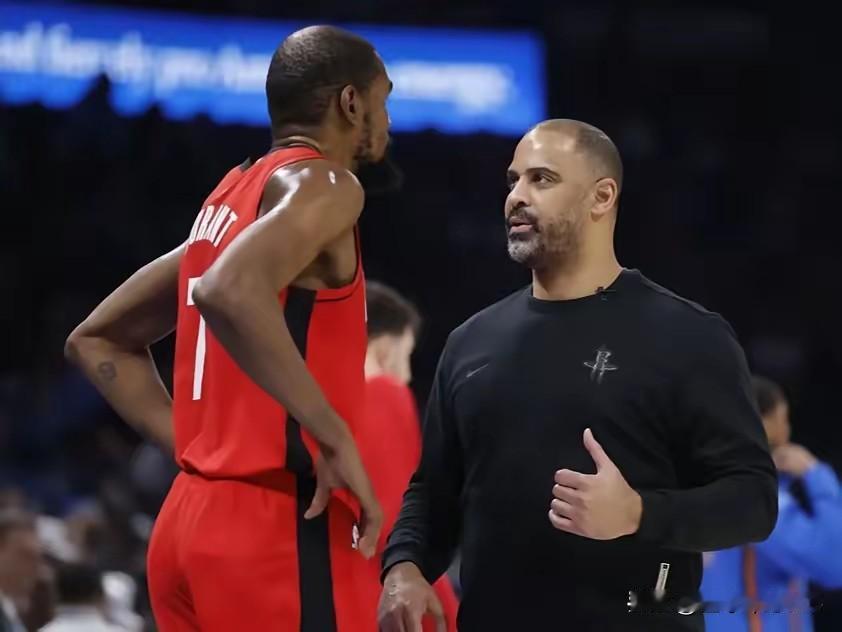 杜兰特爆料:主动联系招募哈登，但却被火箭管理层无情拒绝。那么哈登是怎么想的呢？