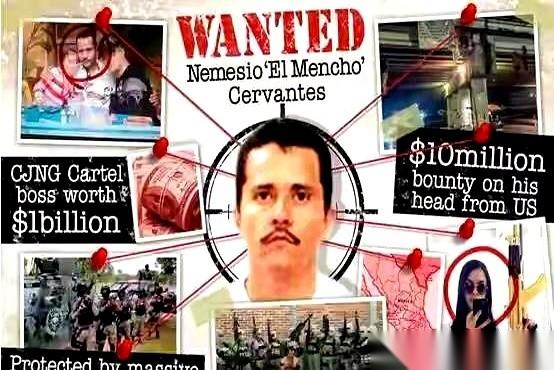 身家百亿，手下三万兵马，装备比正规军都牛。最后栽了，你猜是因为啥？憋不住，非