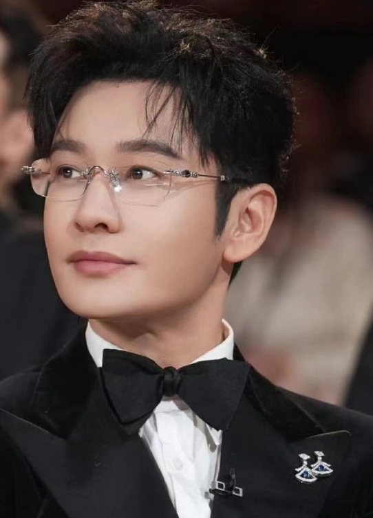 演员黄晓明冲上了热搜这次他传来了一个大好消息，国家广电总局2026年3月电视剧