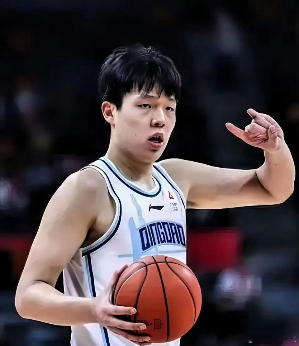 中国男篮八大中锋历史地位姚明，100年一遇，世界顶级穆铁柱，50年一遇，世界一流