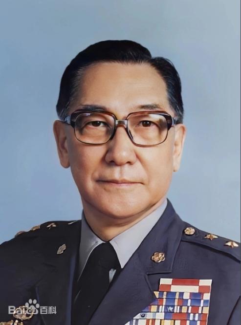 1997年，蒋纬国去世的消息传遍台湾，可真正让人炸锅的不是他的死讯，而是他临终前