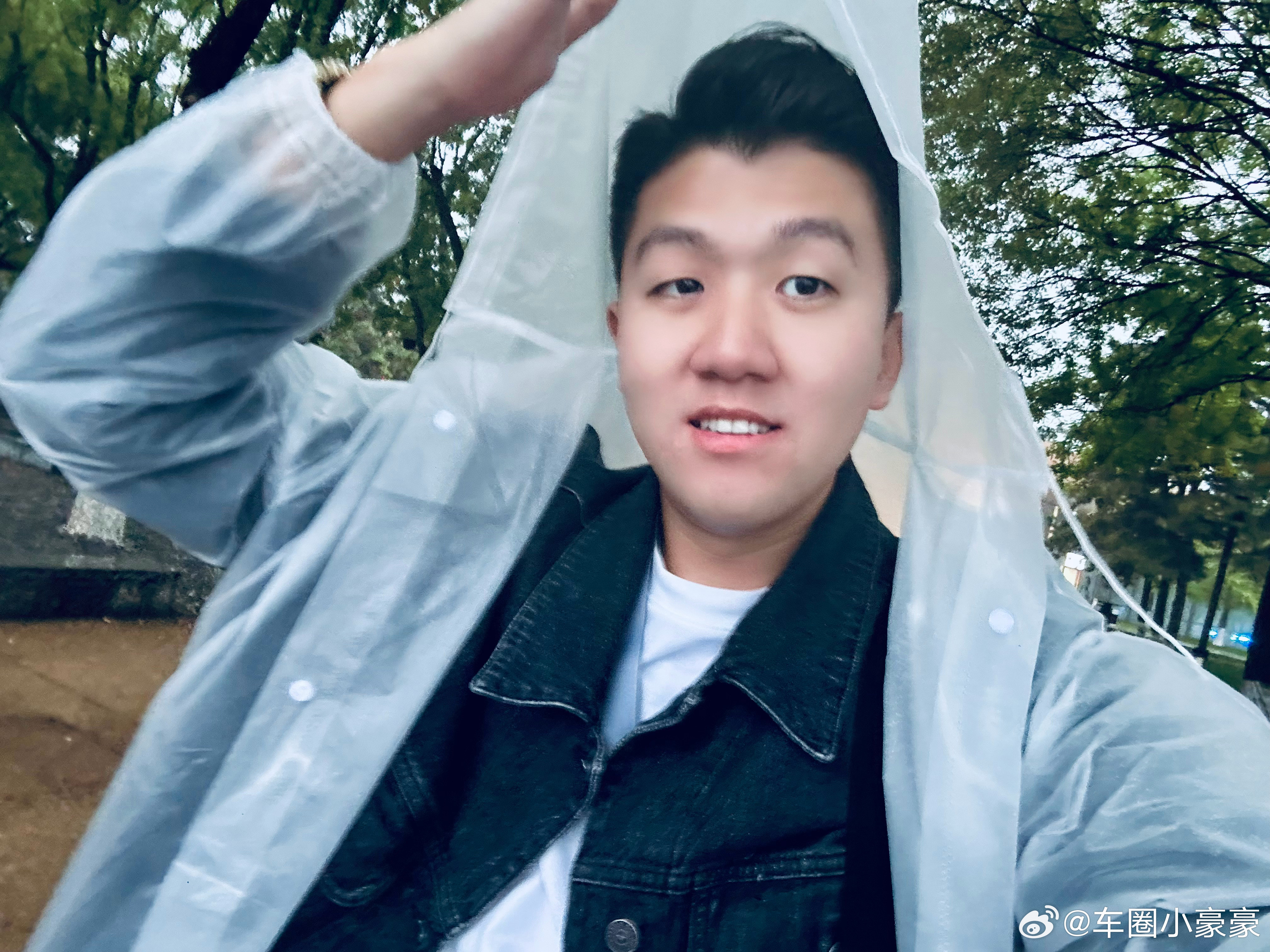 来看瑞虎9/9X咯又一款带智能辅助驾驶的suv来啦！十次奇瑞发布会有8次都下雨[