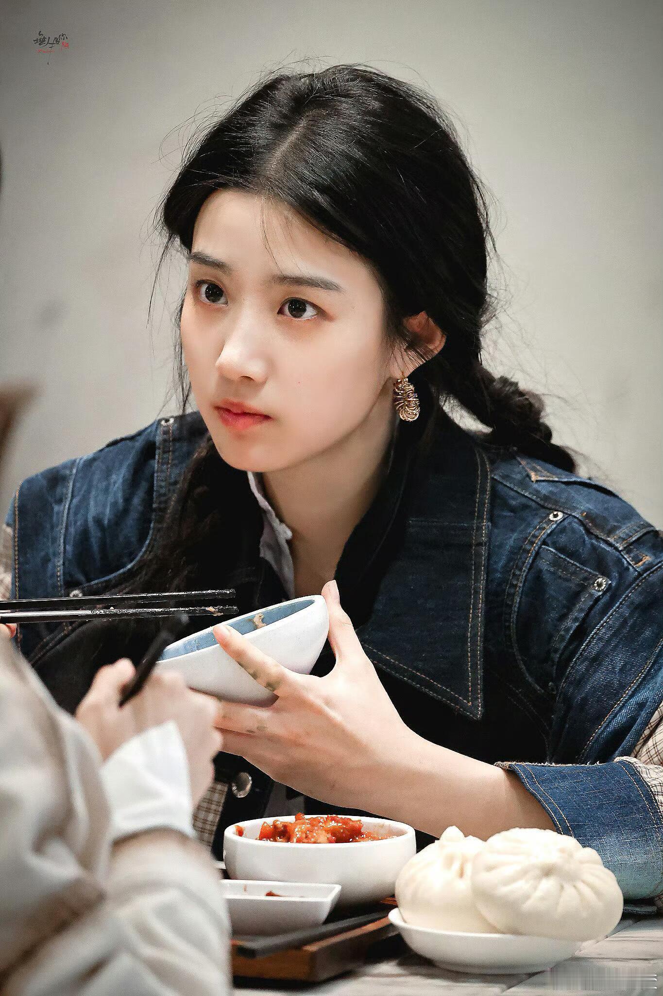 卢昱晓特别萌的一组无人姐太会拍了卢昱晓｜​​​