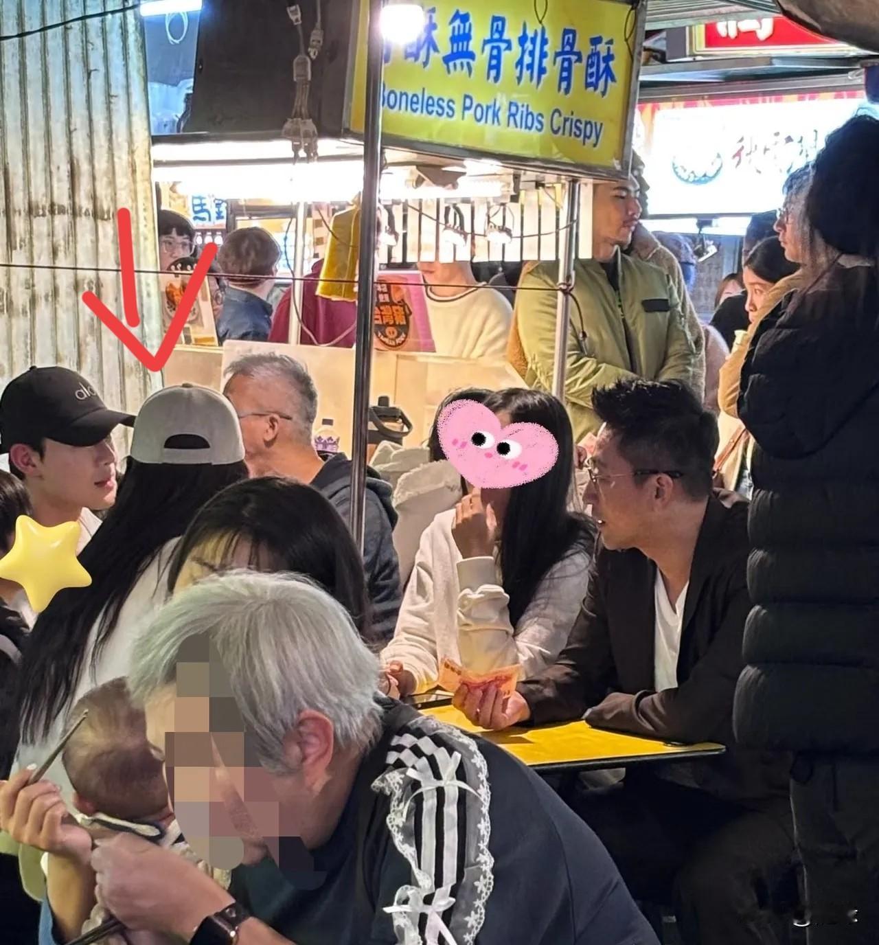 马筱梅是真不矫情啊！太接地气了吧！一个孕晚期孕妇，挺孕肚带着一大家子来到台北宁