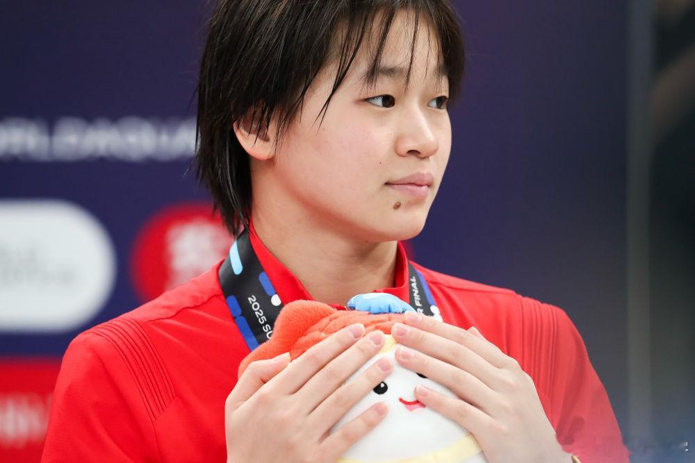 全红婵不参加全运会单人项目根据全运会官网显示的最新信息，并经广东跳水队领队确认，