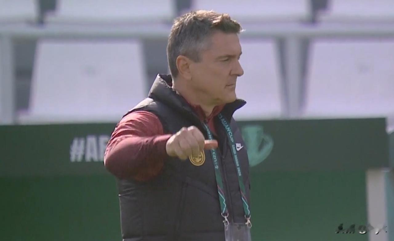 A组第一越南，B组第一日本，C组第一乌兹别克斯坦，D组第一澳大利亚，U2