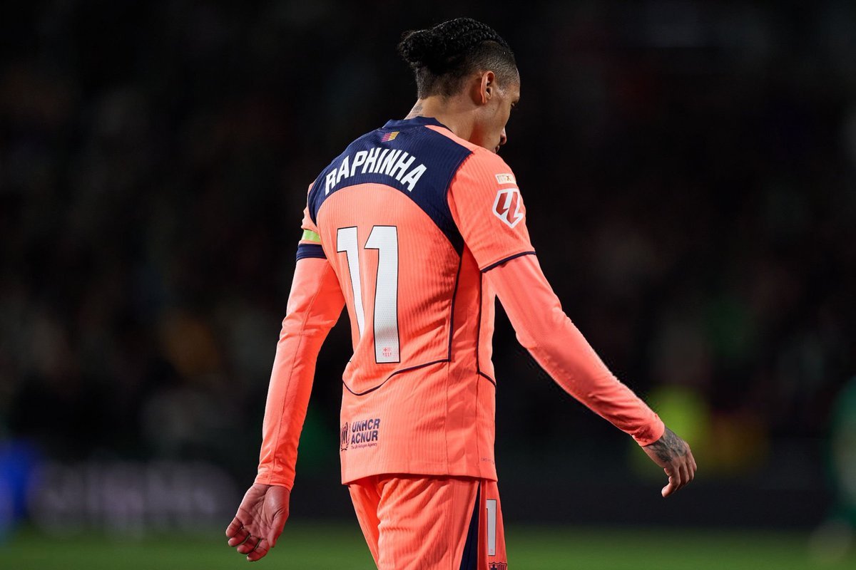 每体：巴塞罗那本赛季已遭遇六场失利：❌巴黎(1-2)❌塞维利亚（1-4）