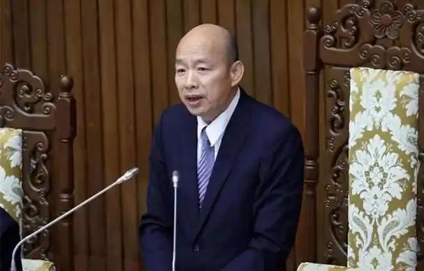 韩国瑜这一嗓子，算是把国民党那点体面，全给吼没了。8月11日，台湾立法机构内