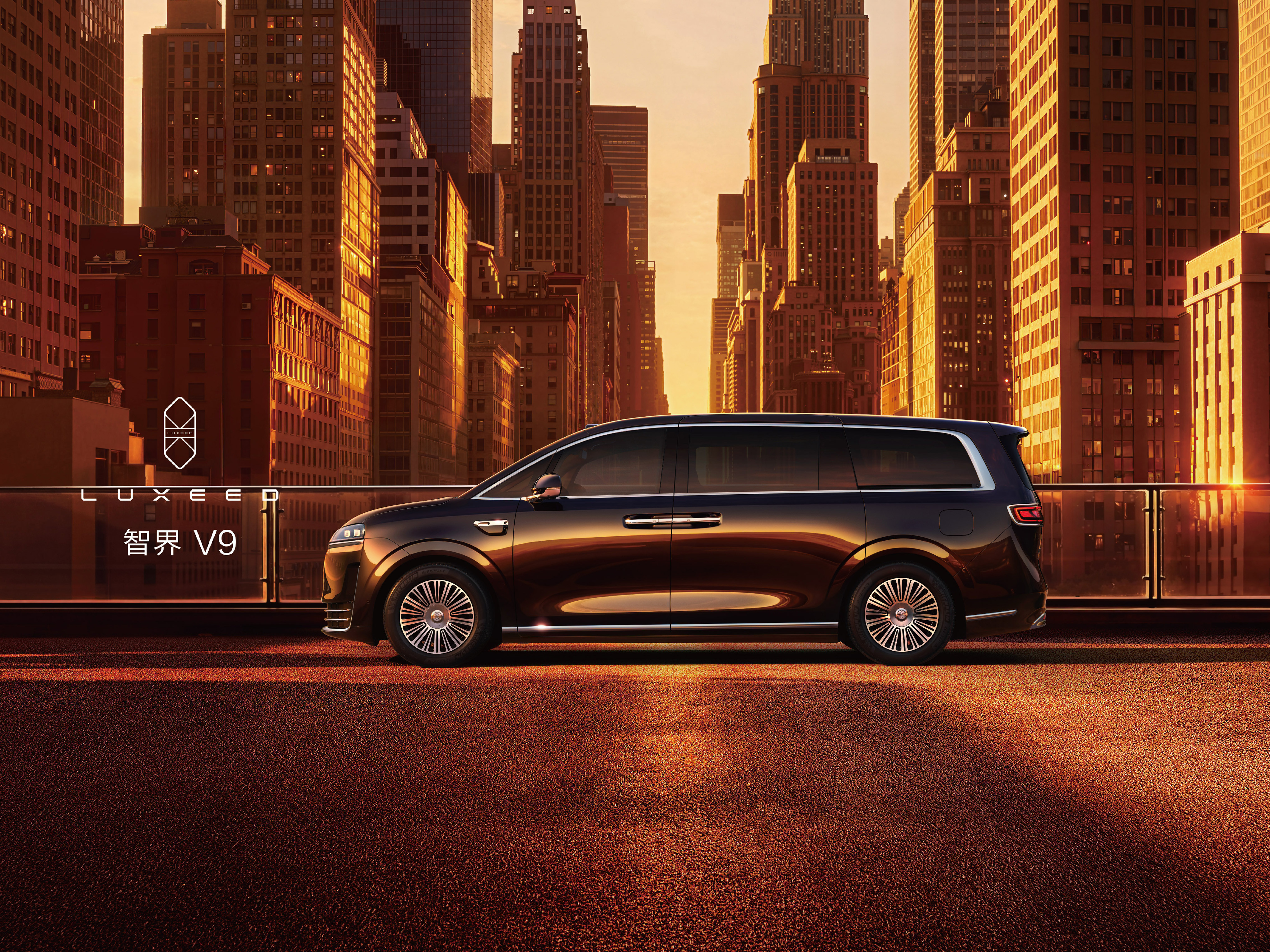 华为向来擅长打造高端产品，问界M9与尊界S800的成功已验证其在豪华智...