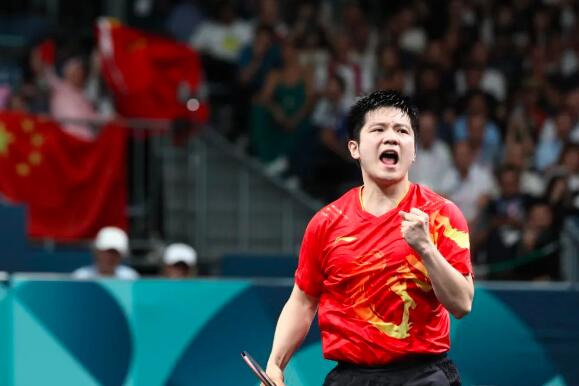瑞典名将莫雷加德三连'really'狂赞！樊振东加盟德甲劲旅引爆乒坛，球迷：这波稳了！