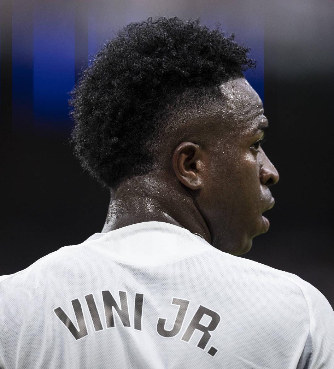 欧洲转会新闻!★再来一遍!若皇马不续约维尼修斯,据说拜仁、巴黎、曼联、曼城、