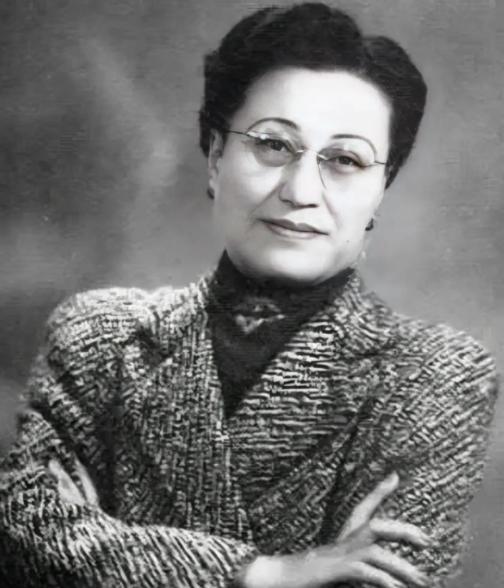 1961年冬天，周恩来在西花厅会见了蒋介石的前妻陈洁如。对方开口第一句话，便是哀