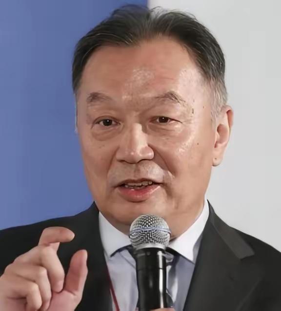 温铁军教授那句“国有资产是几千万先烈用命换来的，是全民所有的。如今你要私有化，要