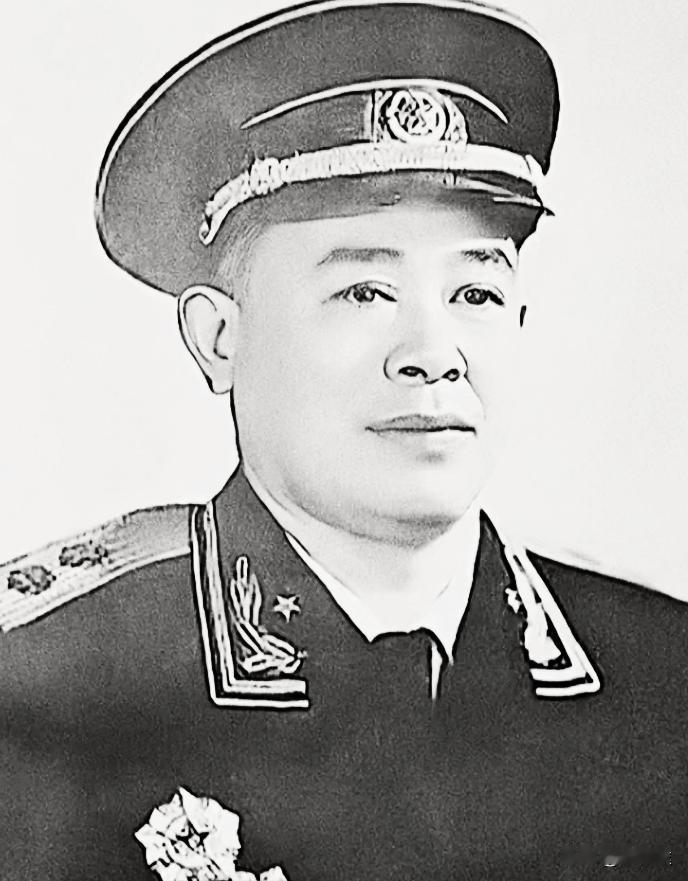 1946年，冀察纵队政委刘道生发现，司令员郭天民瞒着军区首长聂荣臻，将一万多本该