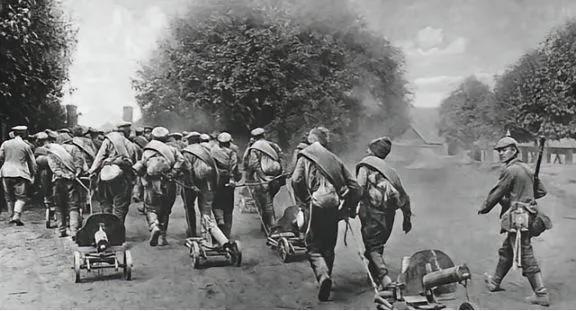 德国两次放尽了俄国（俄罗斯）的血，俄国扩张的气运基本给打光了，一战前沙俄人口1.