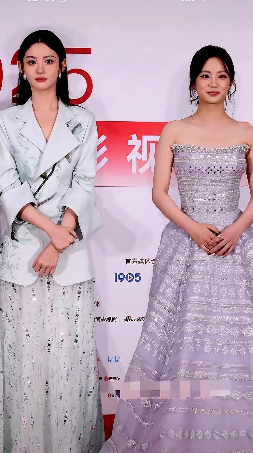 脸小是饭碗，脸大是原罪。赵晴拍戏被喊“换脸”，张雅钦靠骨相撑全场。不是胖，是