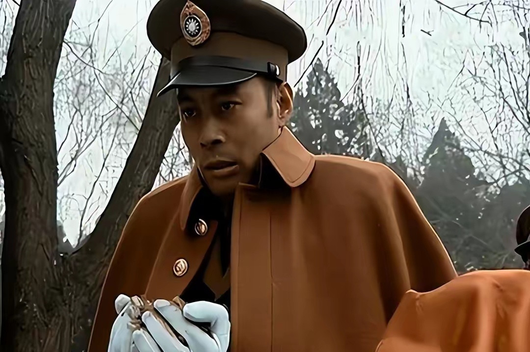 从蒋介石五虎上将就可以看出，蒋介石为什么败的一他塌糊涂！蒋介石五虎上将依次是：干将陈诚；忠将顾祝同；