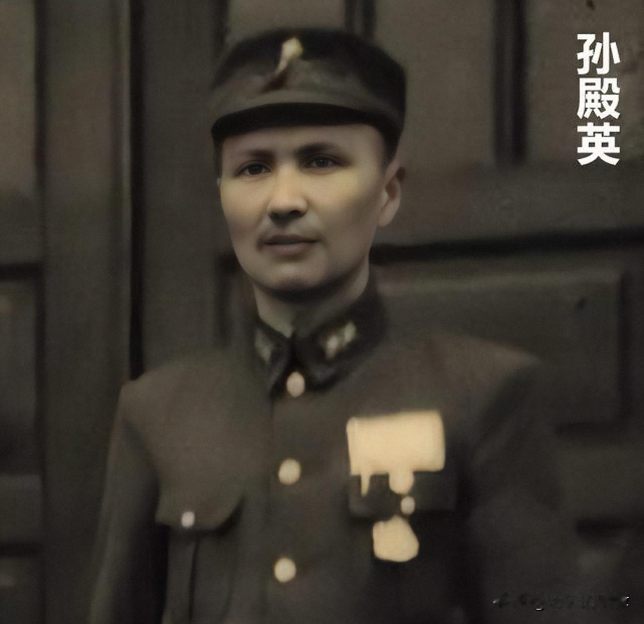 东陵盗宝贼孙殿英：用祖宗宝贝买命，最终难逃覆灭！1947年4月，汤阴城外炮