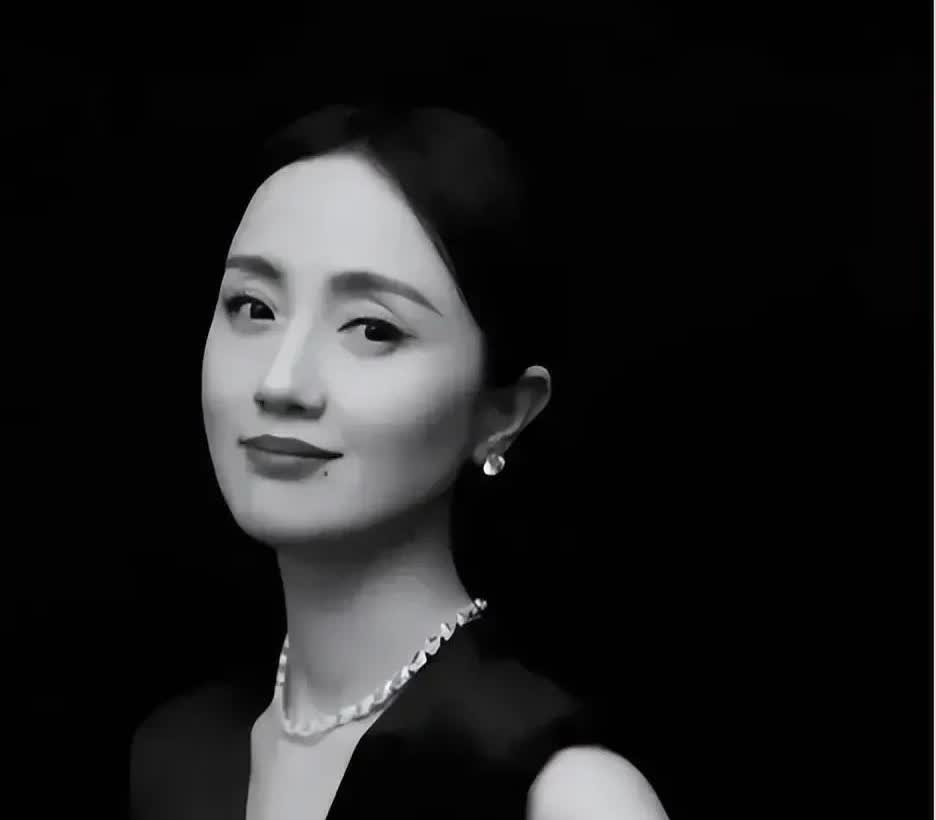 世上再无朱媛媛，痛彻心扉！媛媛：我走了，你要好好的柏青：(握着爱妻的手不