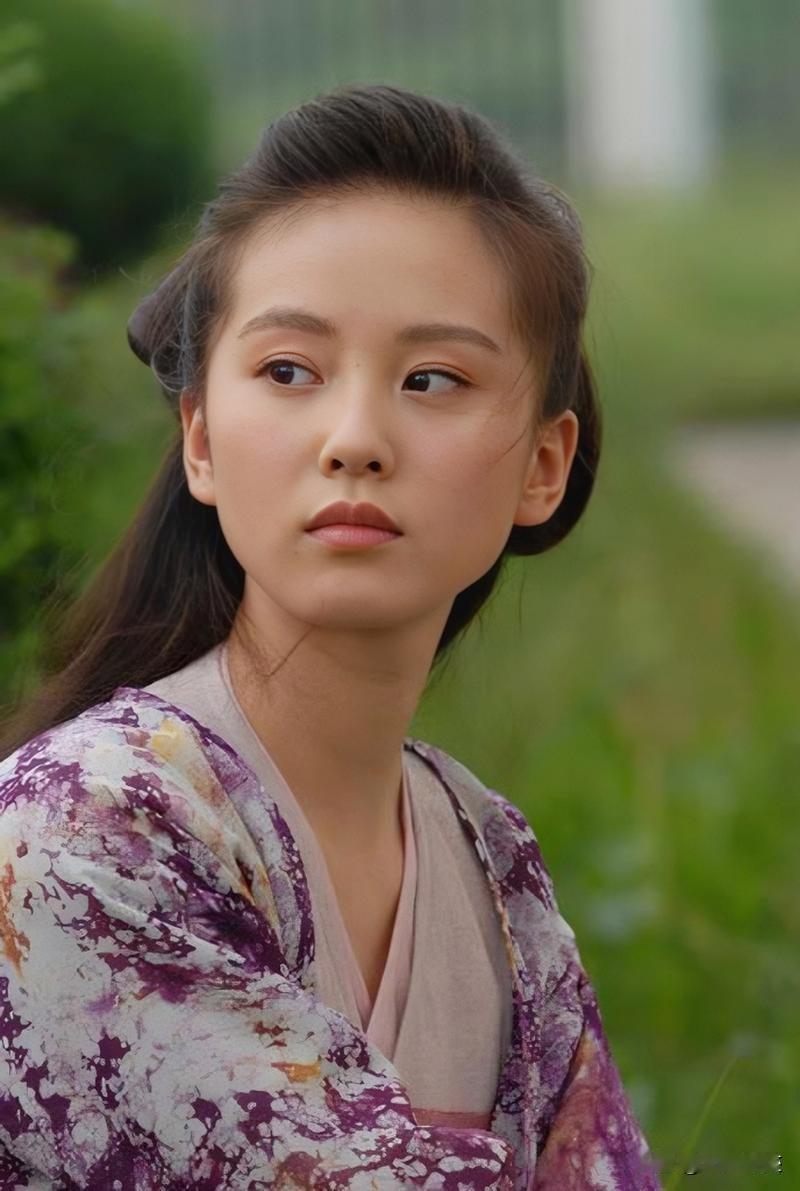 刘诗诗，最美的几个画面，“人淡如菊”这四个字，似乎为她而创！