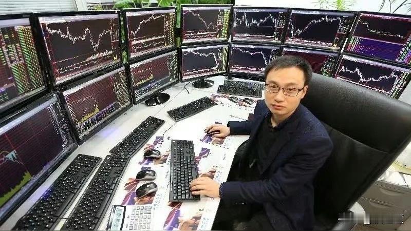 历史真是少数人的收割剧本吗？网上有种很火的阴谋论说法，把1929股灾、罗斯福收黄