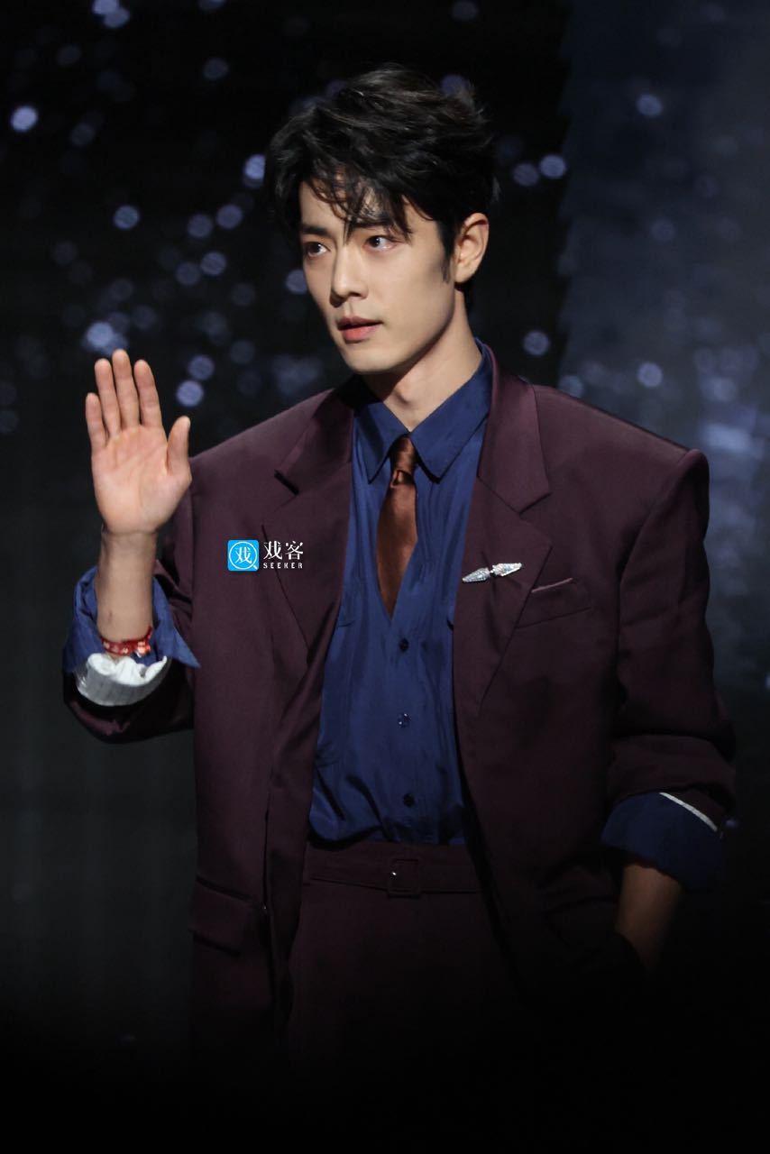 哈哈哈哈，好像假那个肢