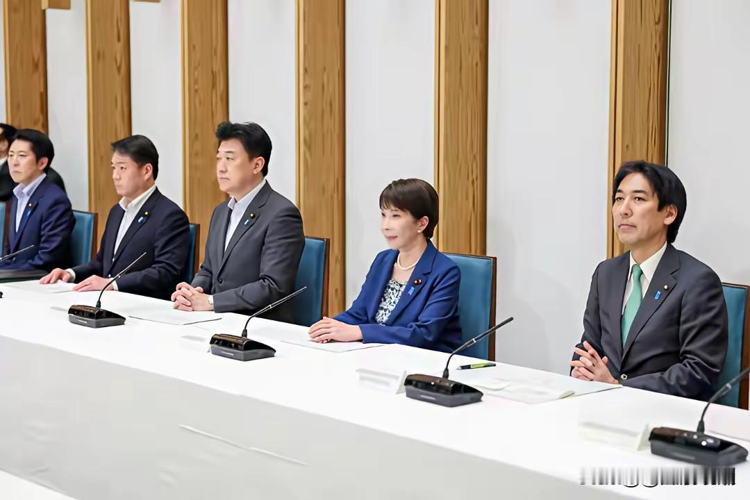 高市早苗新内阁全员“鹰派”，个个对华强硬，那又如何？近期，日本政坛发生了一件