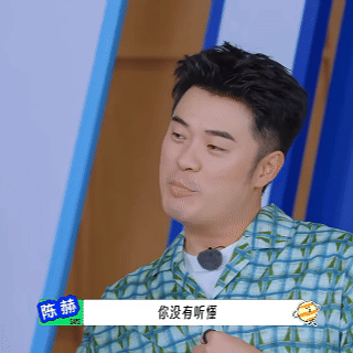 陈赫一人带七娃陈赫在《地球超新鲜》可忙坏了[笑着哭]给李乃文充当翻译，给大家
