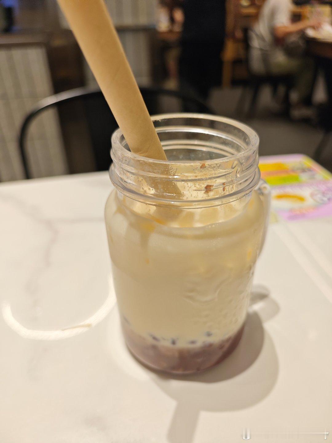 平时的节制，是为了想吃的时候放开吃。垃圾食品，依然是小时候的味道，一个套餐39港