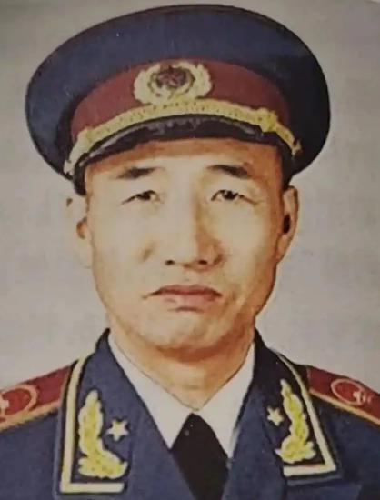 徐向前：黄埔一期出身，为何解放战争后期才大放异彩？ 徐向前的军事才华，其实早
