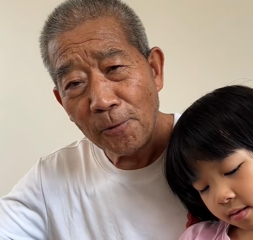 希望一家人平平安安的，天赐妈妈慢慢的会好起来的，祝福你们全家幸福安康。 天赐