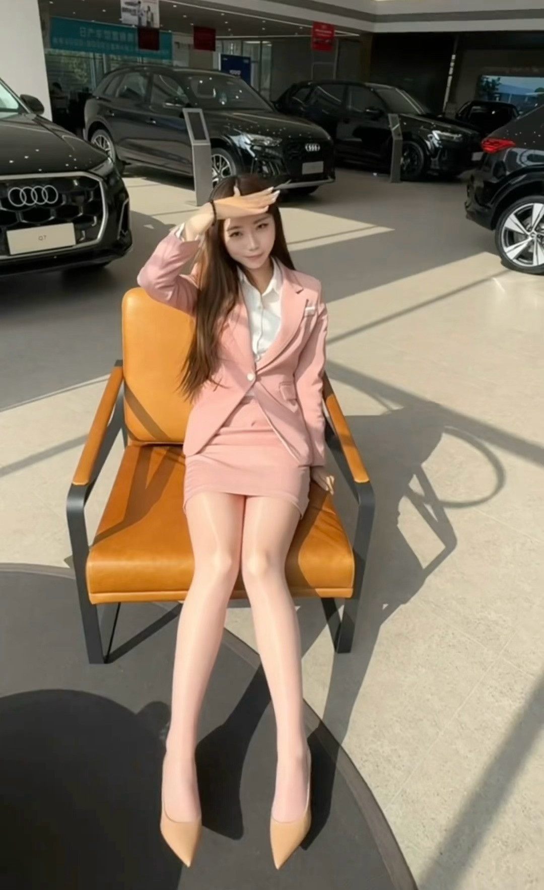 奥迪的车漆都很亮