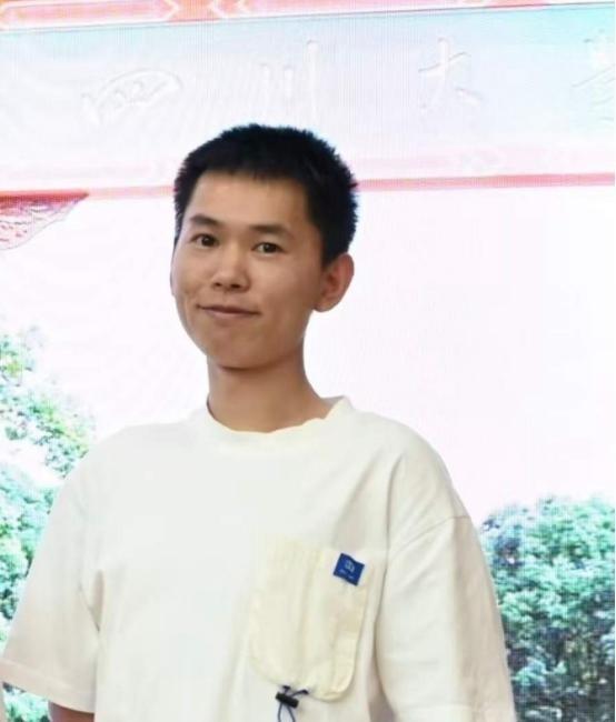 中国28岁博士交换生黄鹏，2025年八月份到意大利图西雅大学进行访学，1月19日