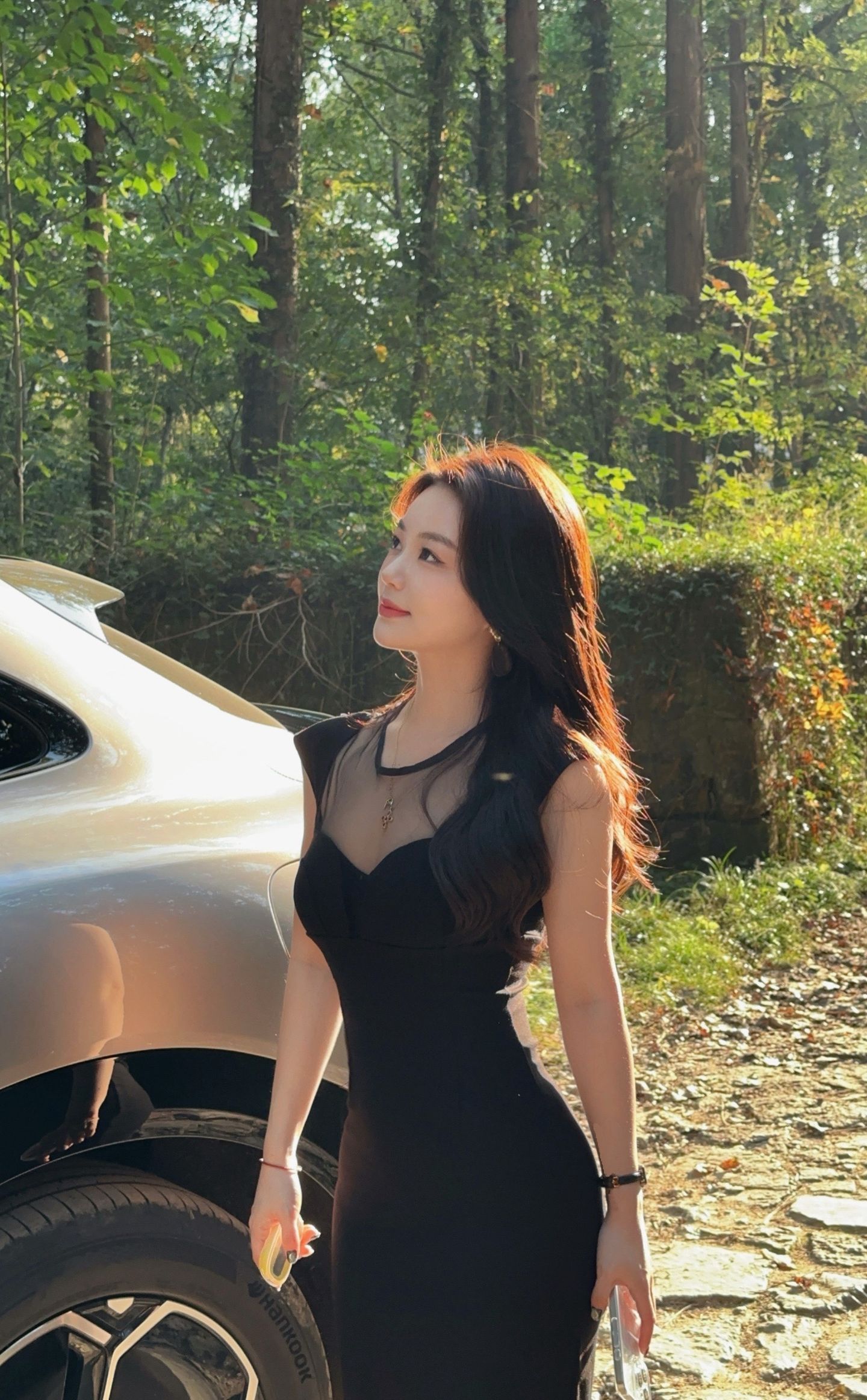 小米YU7的大灯，尾灯，车灯氛围灯都设计的很棒