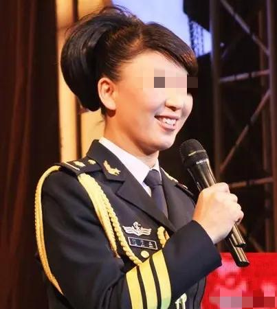 闫学晶儿子是否占新疆名额引争议：矛盾直指教育公平容不得特权钻营！近期，二人