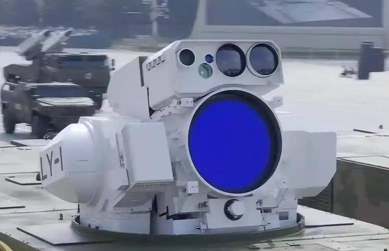 美国想靠激光和微波武器改写战场规则，结果最卡脖子的，偏偏是中国手里握着的关键材料