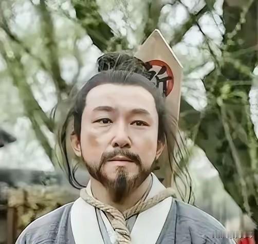 明朝，于谦行刑前，老仆送来一壶酒。谁料，连饮3碗后竟发现碗底刻着一行小字，看完后