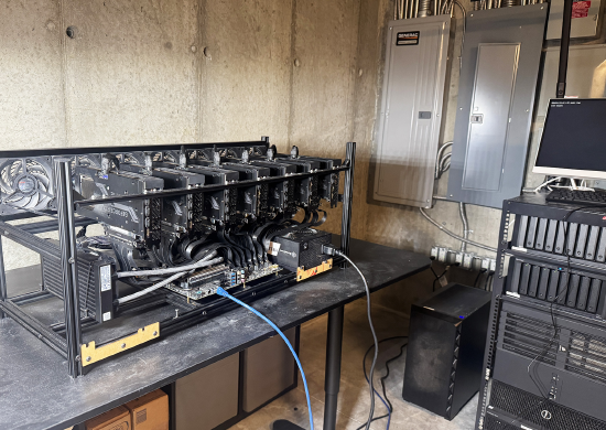 酒窖里的GPU: 为什么科技爱好者在家囤积AI算力