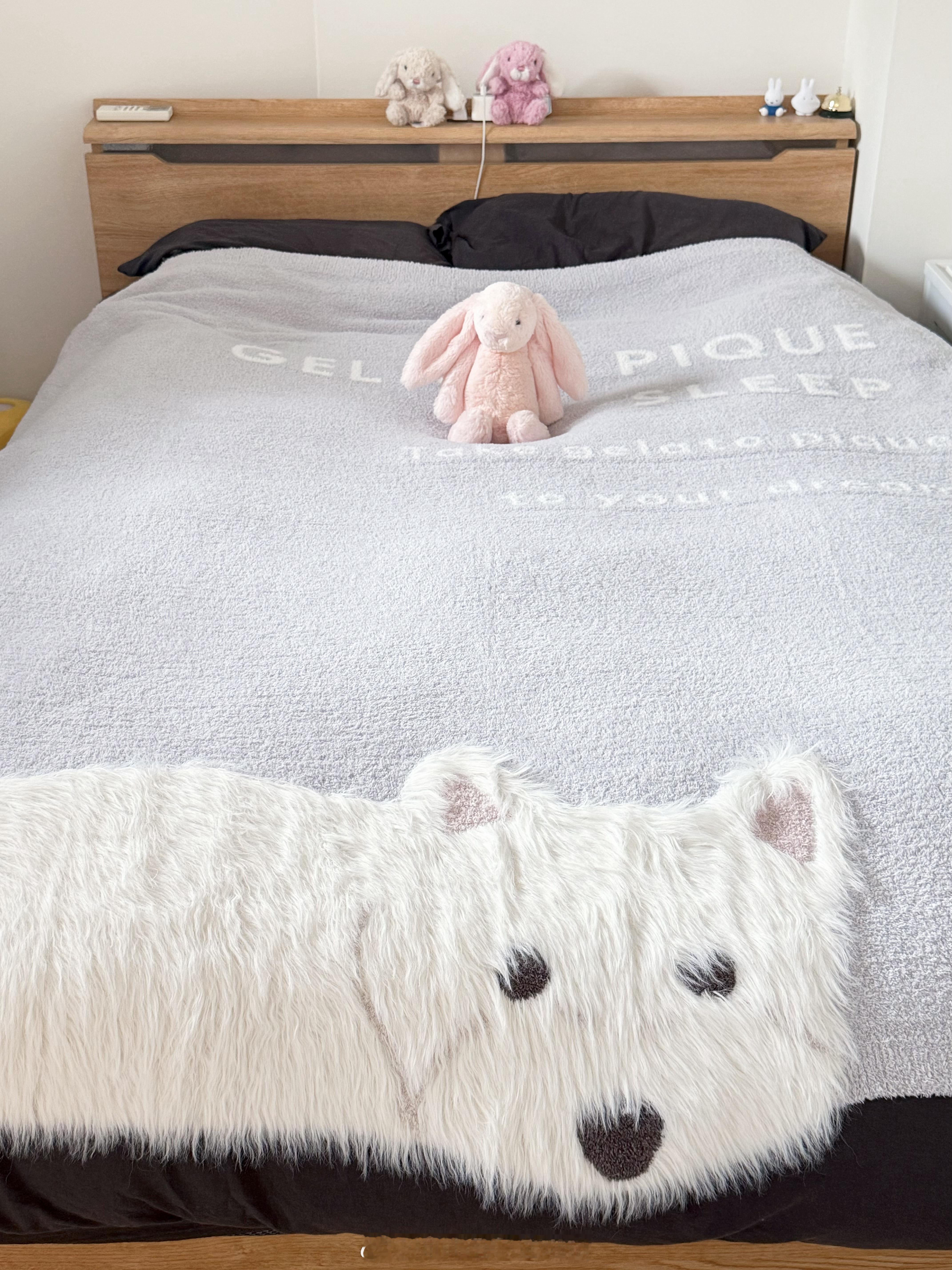 买到了超级喜欢的毛毯☺️好像我们一一宝宝呀！！！​​​