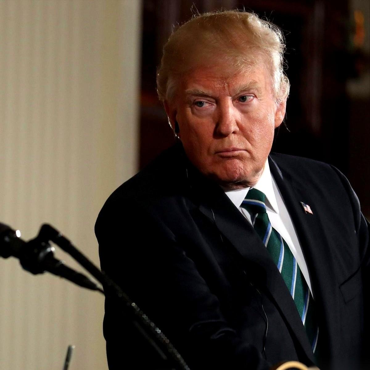 十几艘军舰，一艘核潜艇，连福特号航母都开到人家门口了。然后说，我是来“禁毒”的