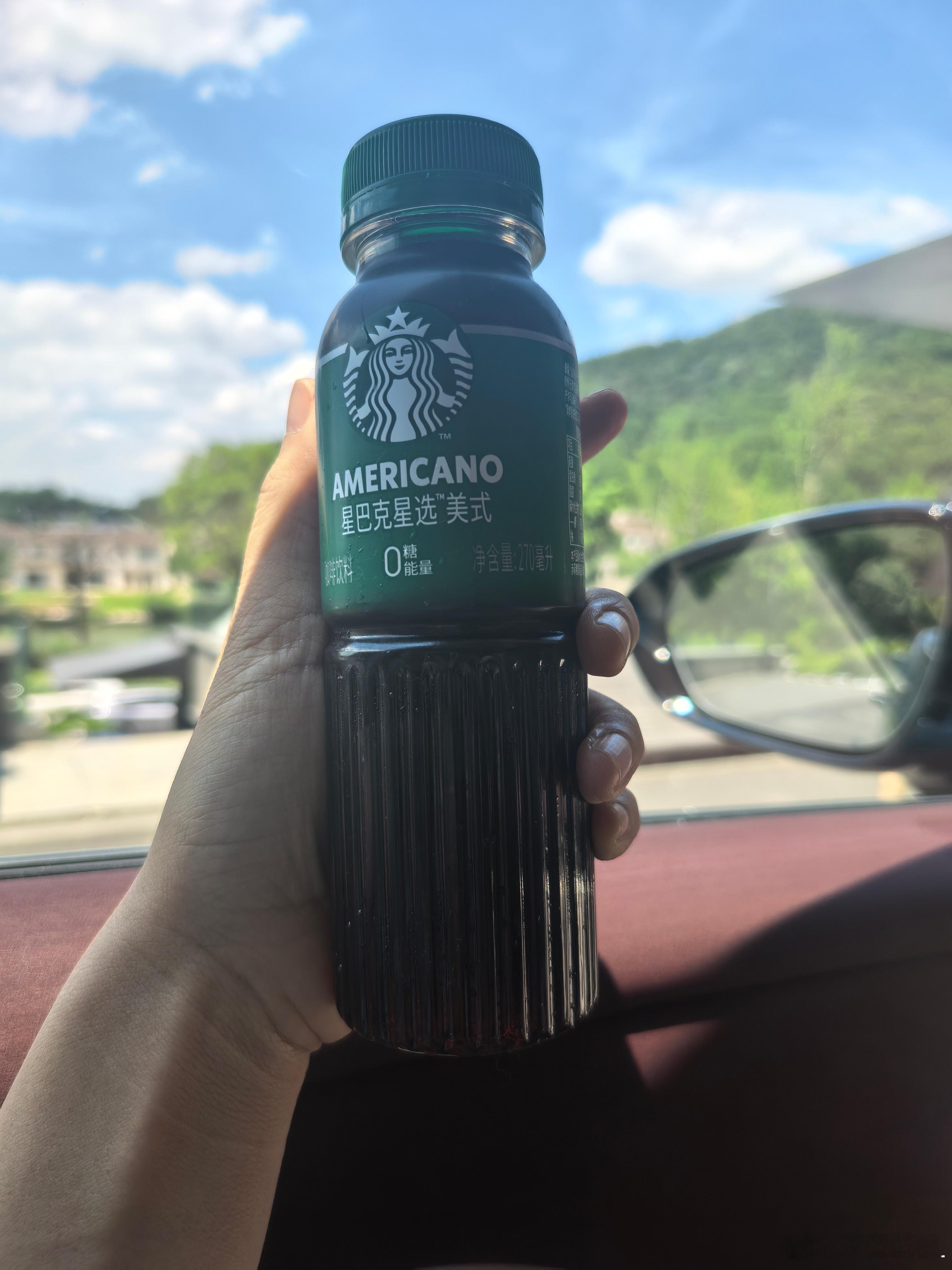 可以一人一辆车了。一个人的旅行开始啦。大家猜猜我一会准备去哪里？​​​