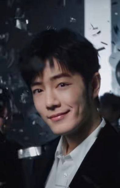 肖战拉夫劳伦最新大片，矜贵优雅清俊，真的是王子